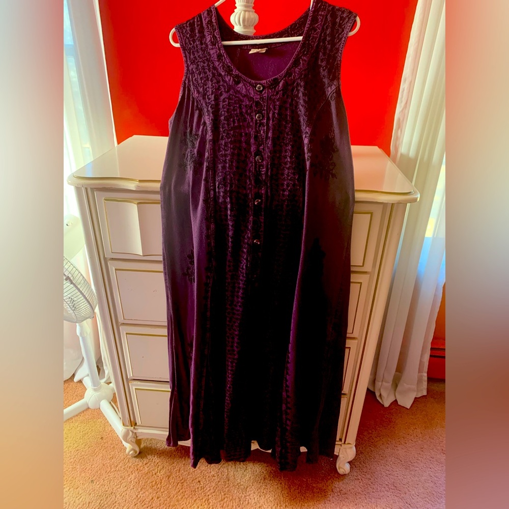 Dress - Picture 2 of 5